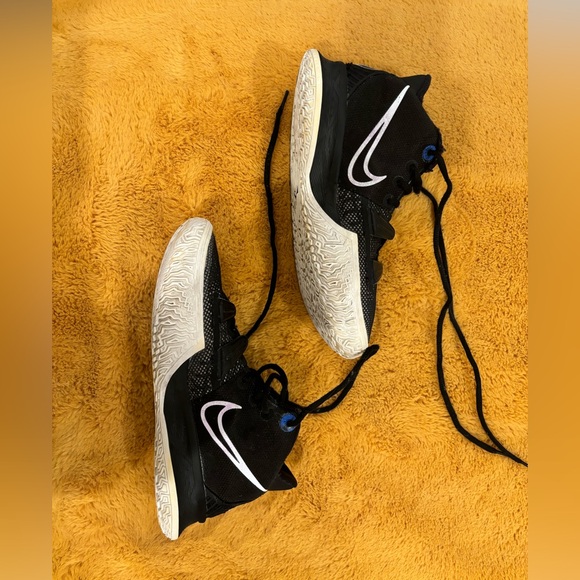 Kyrie 7 brooklyn US 5 - Picture 5 of 7